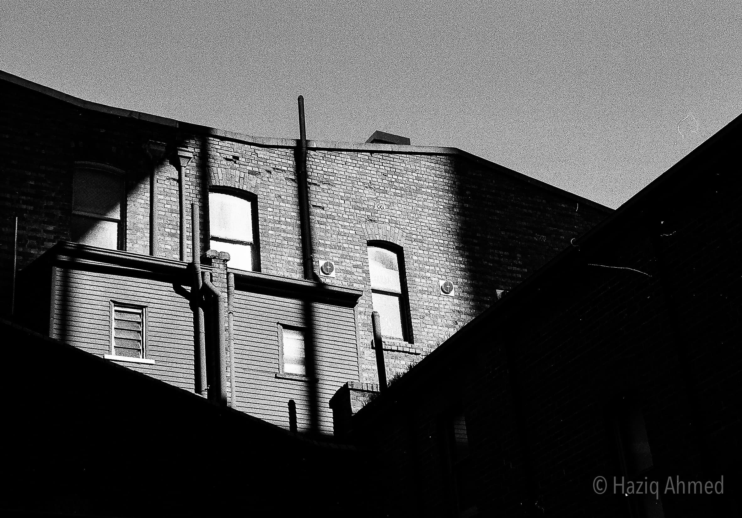 Black & White 04